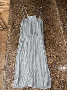 Old Navy Grey Sleeveless Jersey-Knit Cami Midi Dress, Size Small Petite